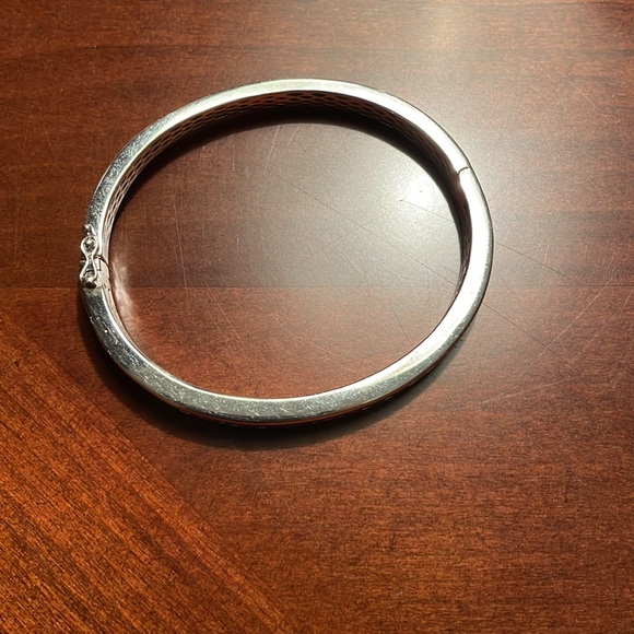 Heavy sterling silver bangle with gemstones - Picture 4 of 8